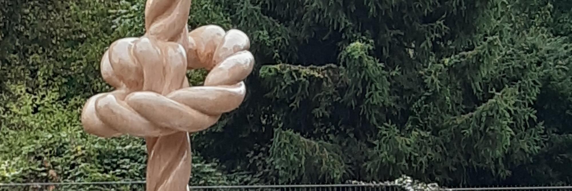 Enthüllung Knoten Lessenich durch OB Dörner und Omar Howeishan