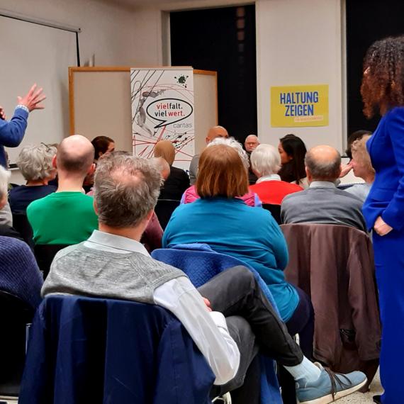 Haltung Lamroubal off