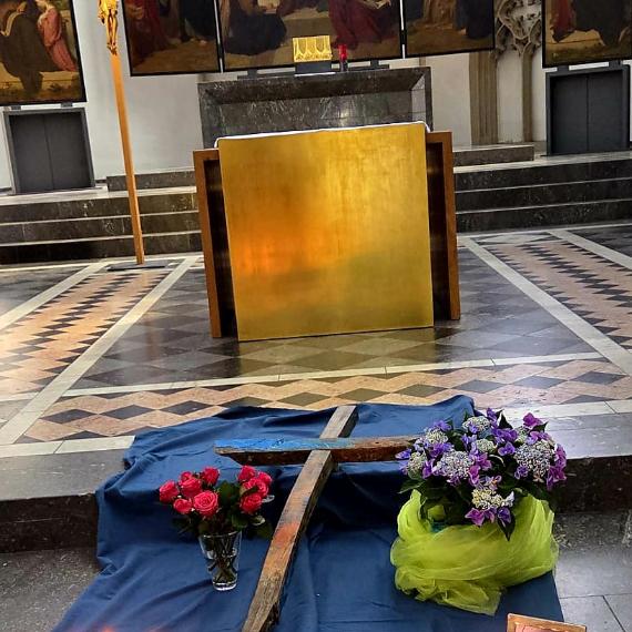 Altar