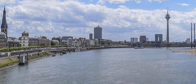 <span class='first'>Aktion Neue Nachbarn</span><span class='second'>Düsseldorf</span>