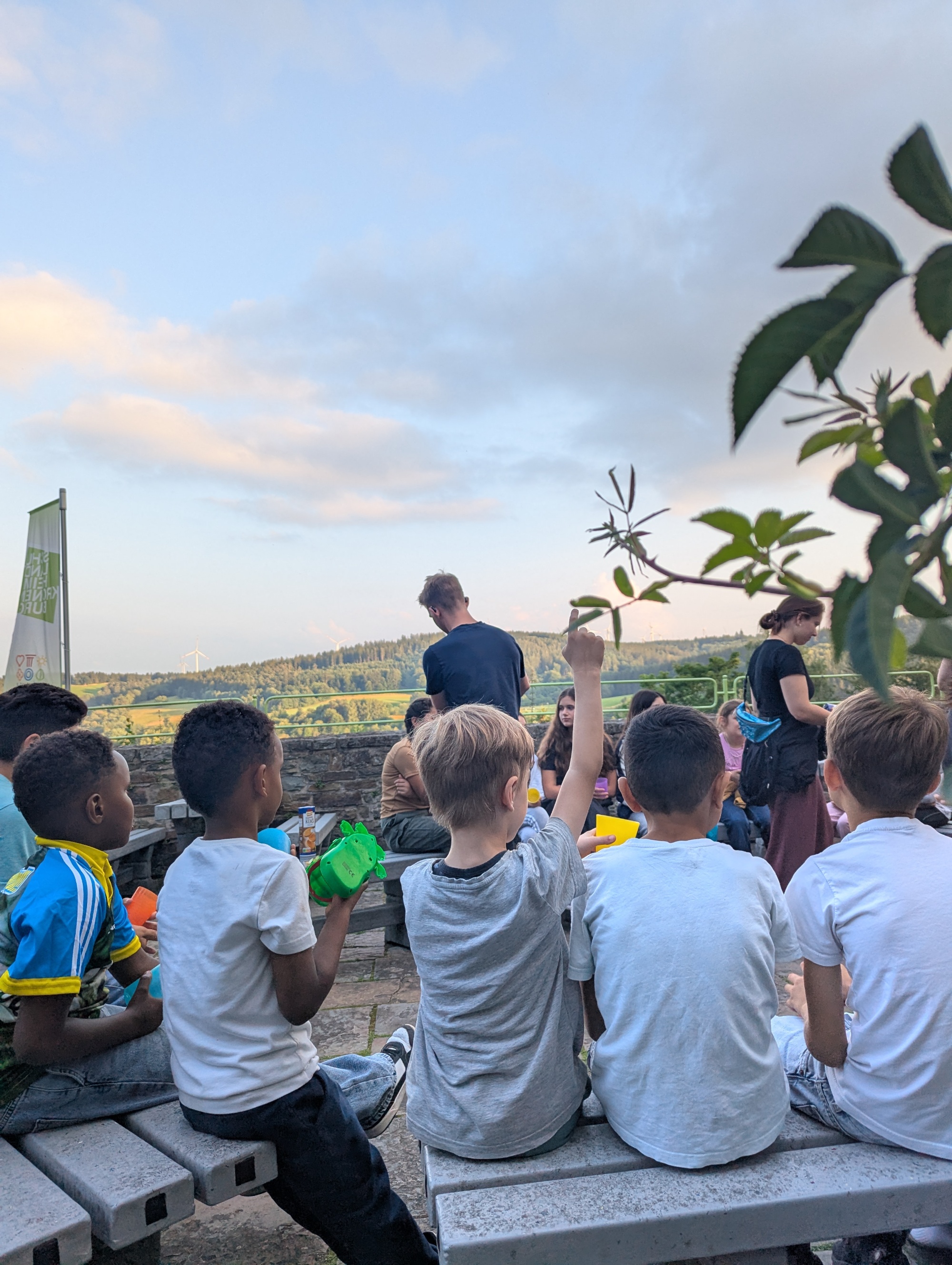 PXL_20250725_182838937.MP