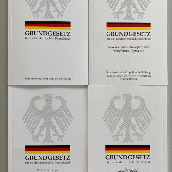 Foto Grundgesetze 1