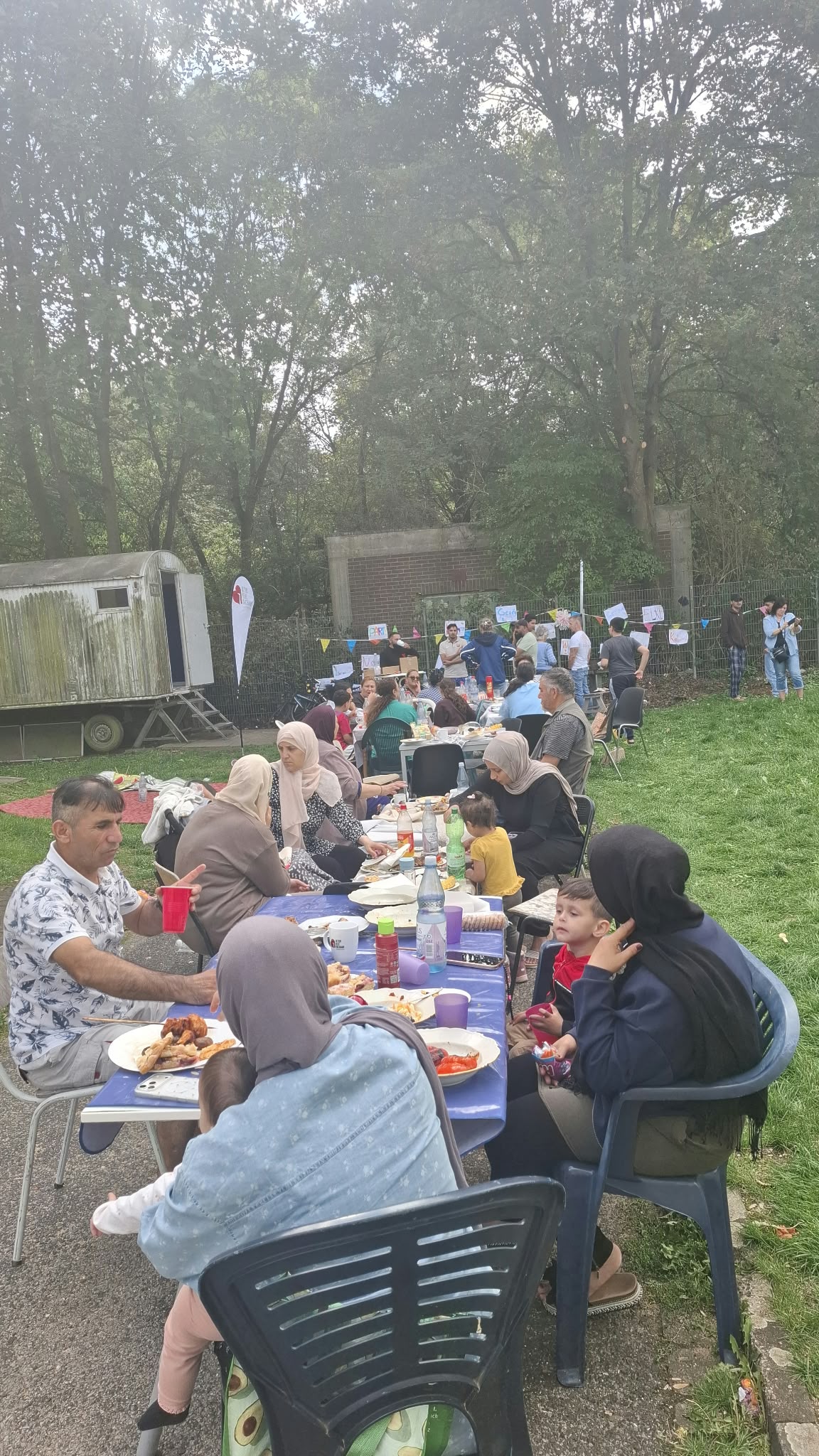 Sommerfest - Flüchtlingsunterkuft im Sindorf
